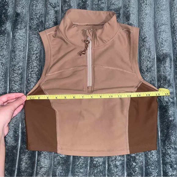 Athletic tank - Picture 4 of 6